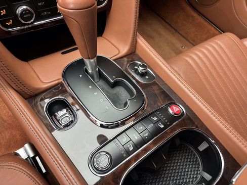 Used 2016 Bentley Continental GT image 14