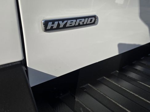 Used 2024 Ford Maverick XL image 48