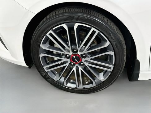Used 2022 Kia Forte GT w/ GT Technology Package FWD image 30