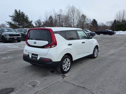 Used 2020 Kia Soul LX image 8