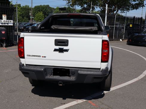 Used 2020 Chevrolet Colorado ZR2 w/ ZR2 Dusk Special Edition AWD/4WD image 9