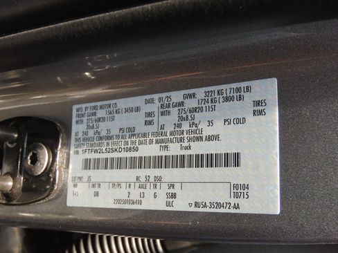 Used 2025 Ford F150 STX w/ Equipment Group 200A AWD/4WD image 31