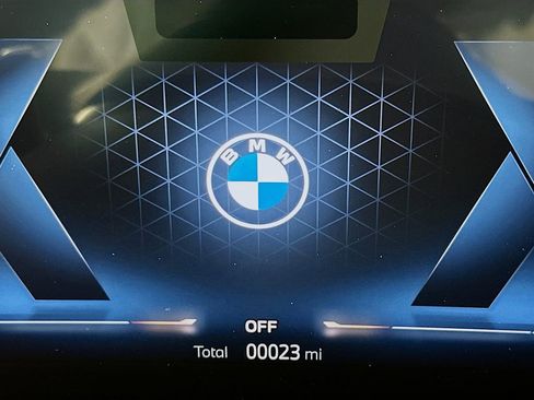 New 2026 BMW X7 xDrive40i w/ M Sport Package image 16