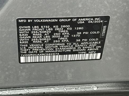 Used 2024 Volkswagen Atlas SE image 35