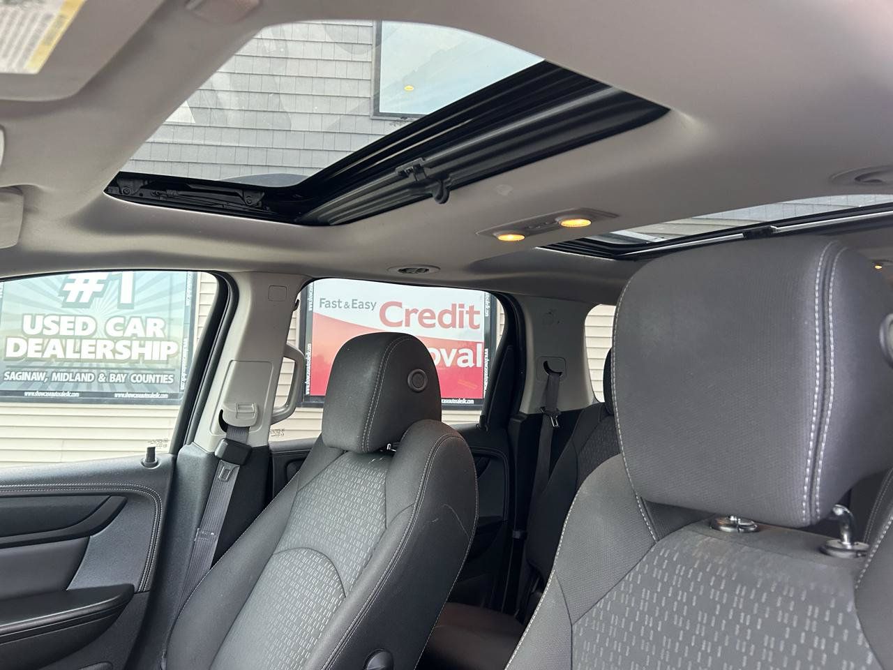 Used 2015 GMC Acadia SLE AWD/4WD image 19