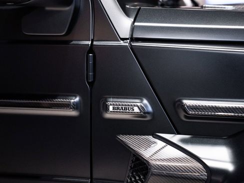 Used 2025 Mercedes-Benz G 63 AMG AMG G 800 Brabus image 12