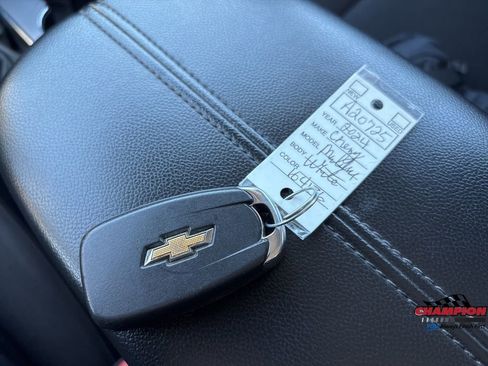 Used 2024 Chevrolet Malibu LT image 34