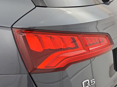 Used 2019 Audi Q5 2.0T Premium Plus w/ Premium Plus Package image 35