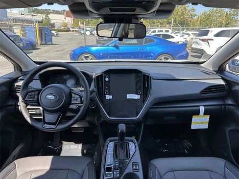 New 2025 Subaru Crosstrek 2.5i Limited image 10