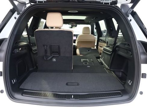 New 2026 Jeep Grand Cherokee L Limited image 31