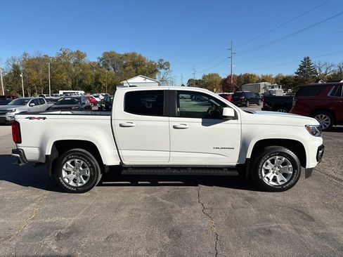 Used 2021 Chevrolet Colorado LT w/ LT Convenience Package image 3
