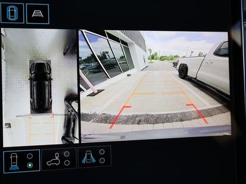 Used 2026 GMC Terrain Denali AWD/4WD image 27