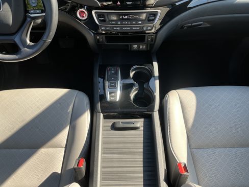 Used 2021 Honda Passport Touring image 16