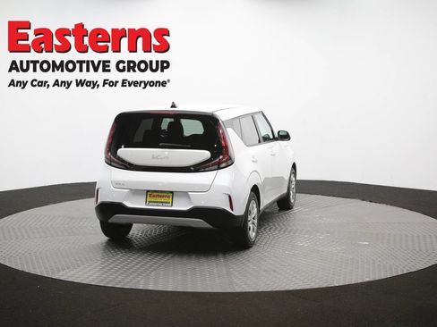 Used 2023 Kia Soul LX FWD image 37