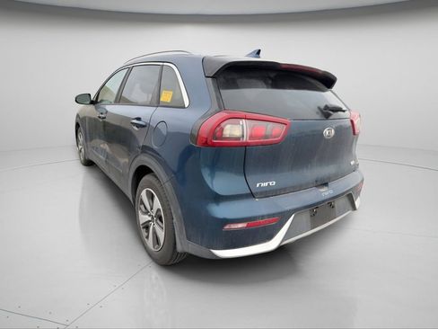 Used 2017 Kia Niro EX w/ Paint Protection Package image 19