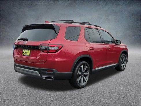 Used 2023 Honda Pilot Elite image 9