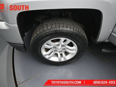 Used 2017 Chevrolet Silverado 1500 LT w/ All Star Edition AWD/4WD image 33