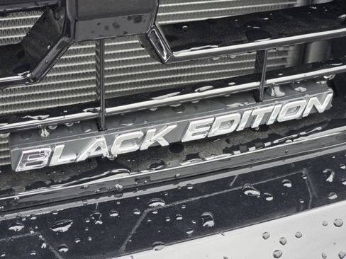 Used 2025 Honda Ridgeline Black Edition image 8
