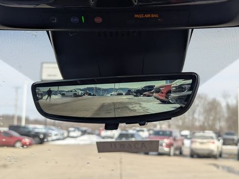 New 2026 Chevrolet Suburban High Country image 30