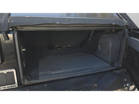 Used 2008 Jeep Wrangler Unlimited Sahara w/ Dual Top Group image 13