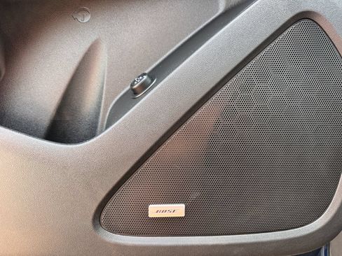 Used 2023 Chevrolet Equinox RS w/ RS Leather Package FWD image 34