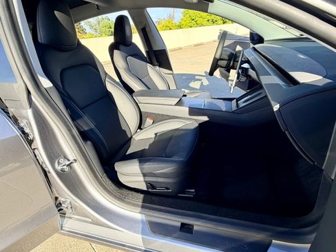 Used 2025 Tesla Model 3 RWD image 49