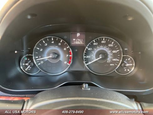 Used 2010 Subaru Outback 2.5i Limited AWD/4WD image 32