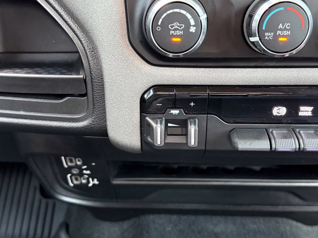 Used 2019 RAM 2500 Tradesman AWD/4WD image 24