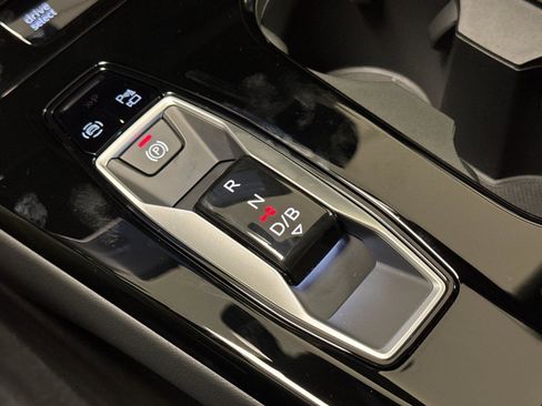 New 2027 Audi Q6 e-tron Premium Plus image 21