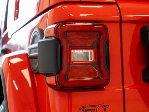 Used 2024 Jeep Wrangler Sahara w/ Technology Group image 11