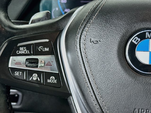 Used 2020 BMW X5 xDrive40i w/ Premium Package AWD/4WD image 11