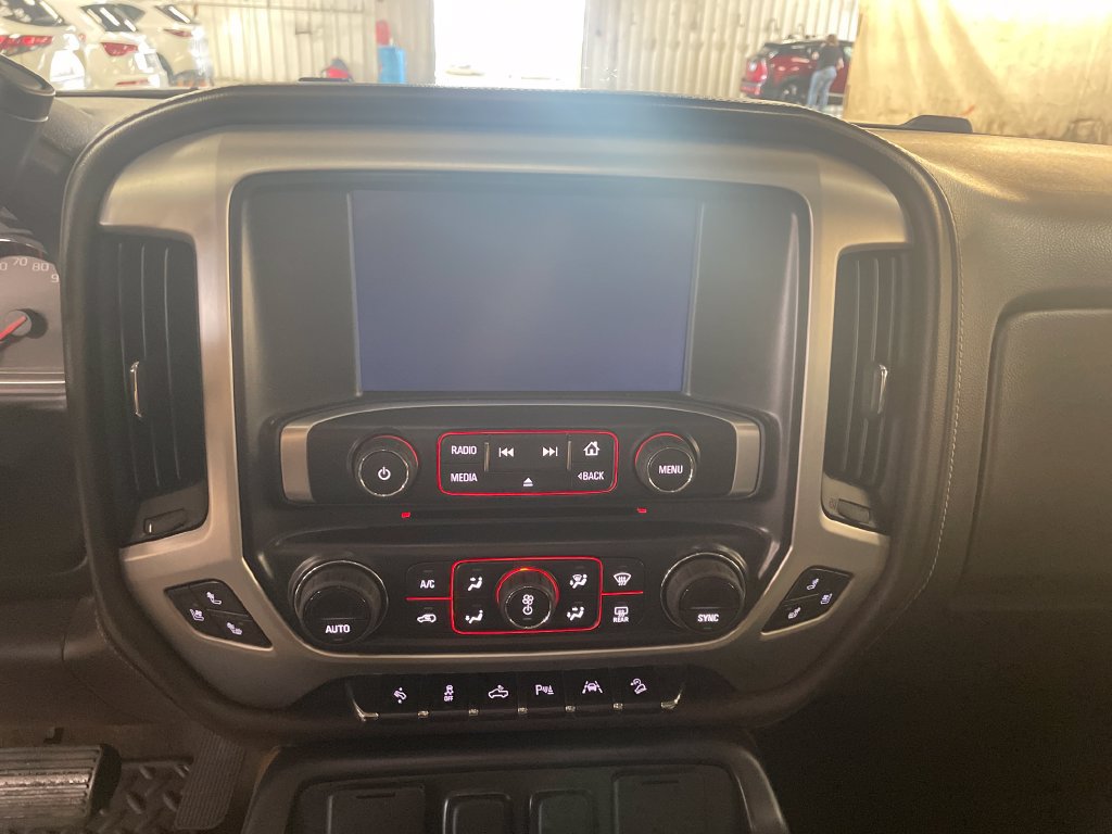 Used 2016 GMC Sierra 1500 SLT w/ SLT Premium Package AWD/4WD image 24