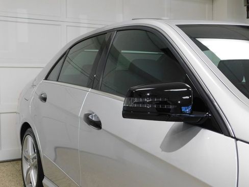 Used 2013 Mercedes-Benz E 350 4MATIC Sedan image 12