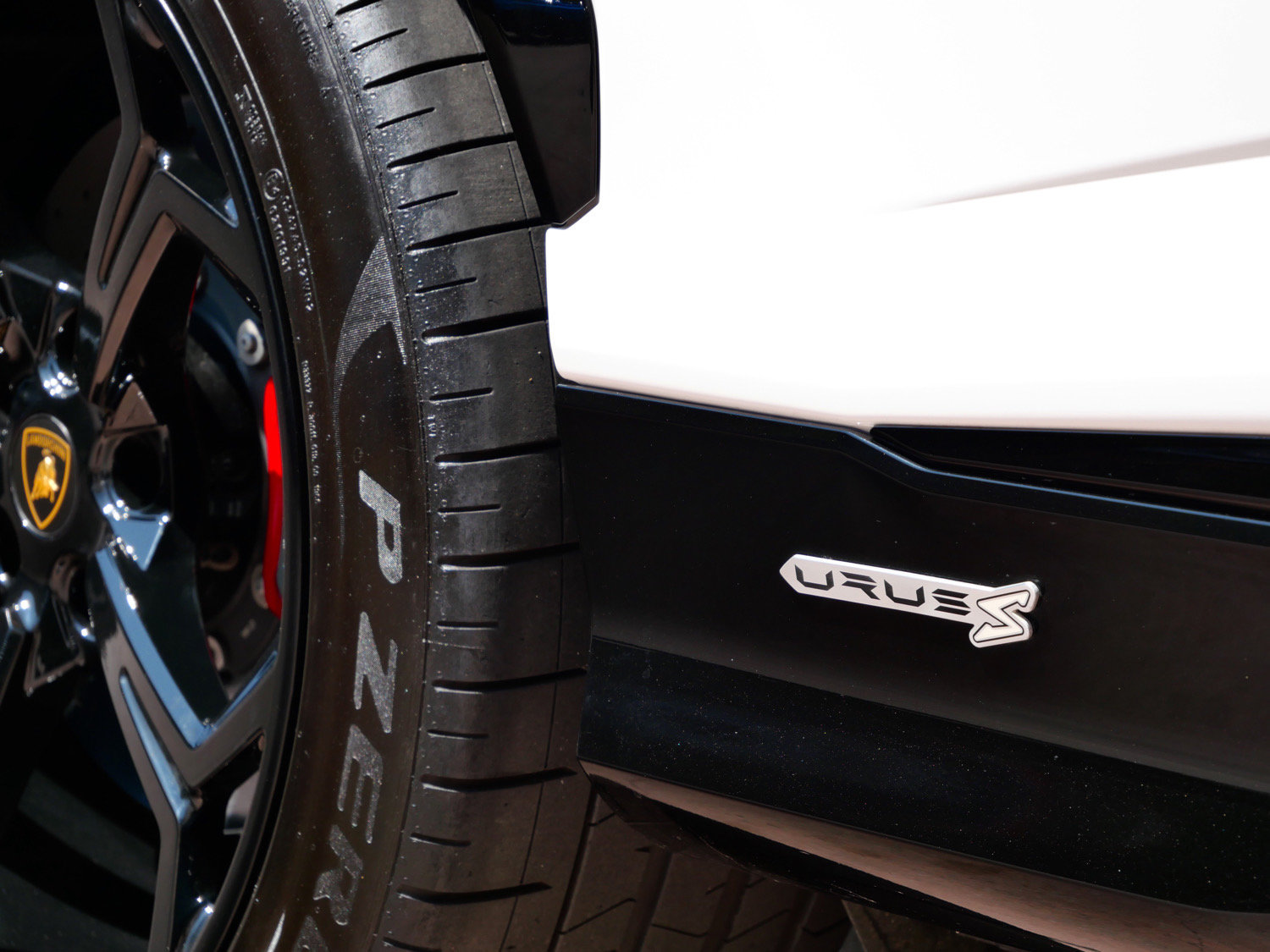Used 2023 Lamborghini Urus S AWD/4WD image 10