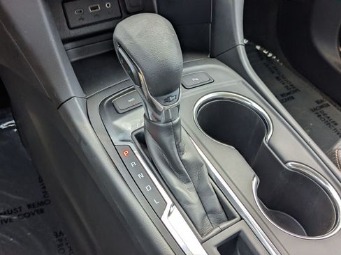 Used 2024 Chevrolet Equinox LT AWD/4WD image 27