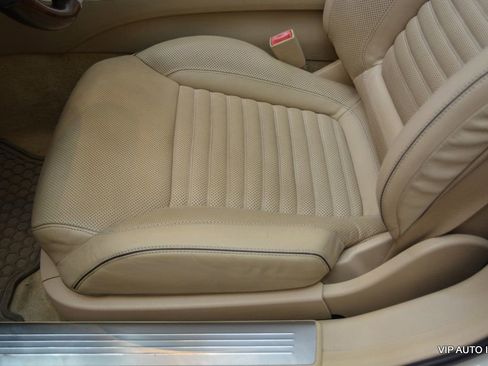 Used 2014 Mercedes-Benz SL 550 image 21