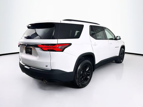 Used 2023 Chevrolet Traverse LT image 9