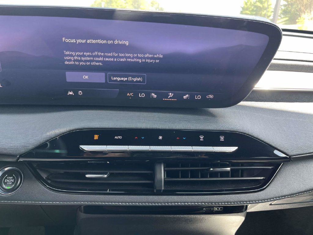 Used 2026 Buick Enclave Preferred w/ Power Package FWD image 25