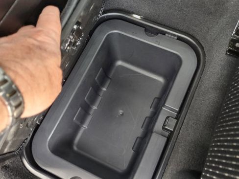 Used 2011 Dodge Journey Mainstreet w/ Popular Equipment Group image 31