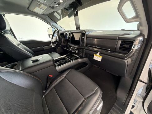 Used 2024 Ford F250 Lariat image 30