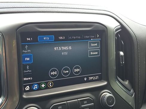 Used 2021 Chevrolet Silverado 1500 RST w/ Bed Protection Package image 31