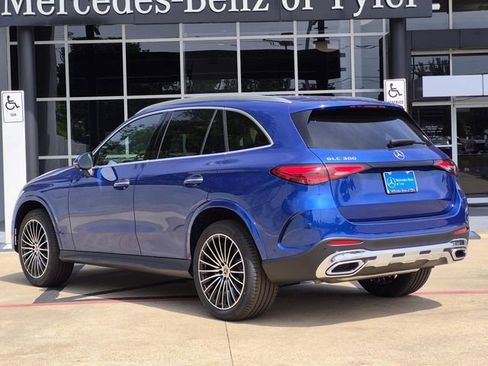 New 2026 Mercedes-Benz GLC 300 image 4