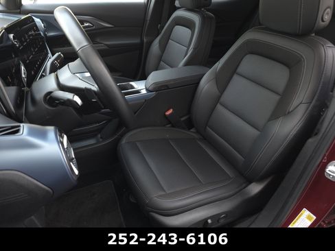 Used 2025 Chevrolet Equinox EV LT w/ Convenience Package FWD image 10