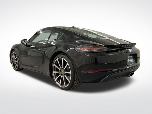 Used 2017 Porsche 718 Cayman RWD image 2