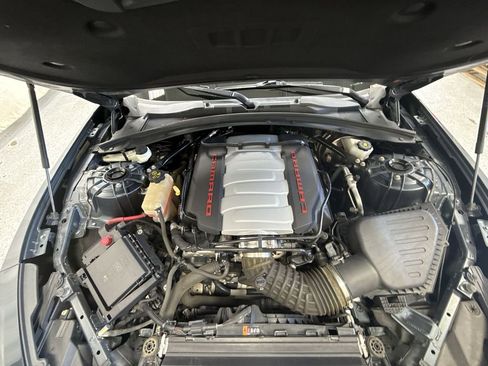 Used 2021 Chevrolet Camaro LT w/ RS Package RWD image 39