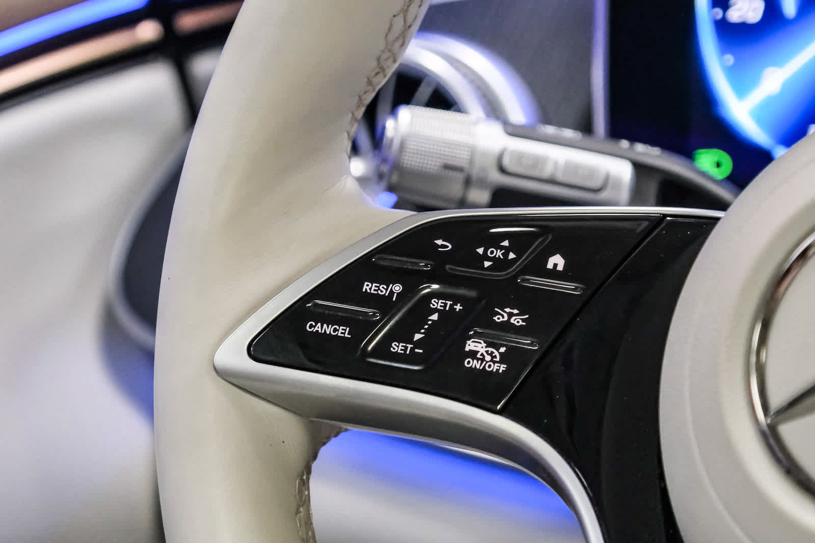 Certified 2023 Mercedes-Benz EQS 450+ SUV image 22