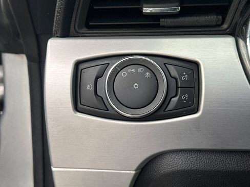 Used 2015 Ford Mustang Premium image 28