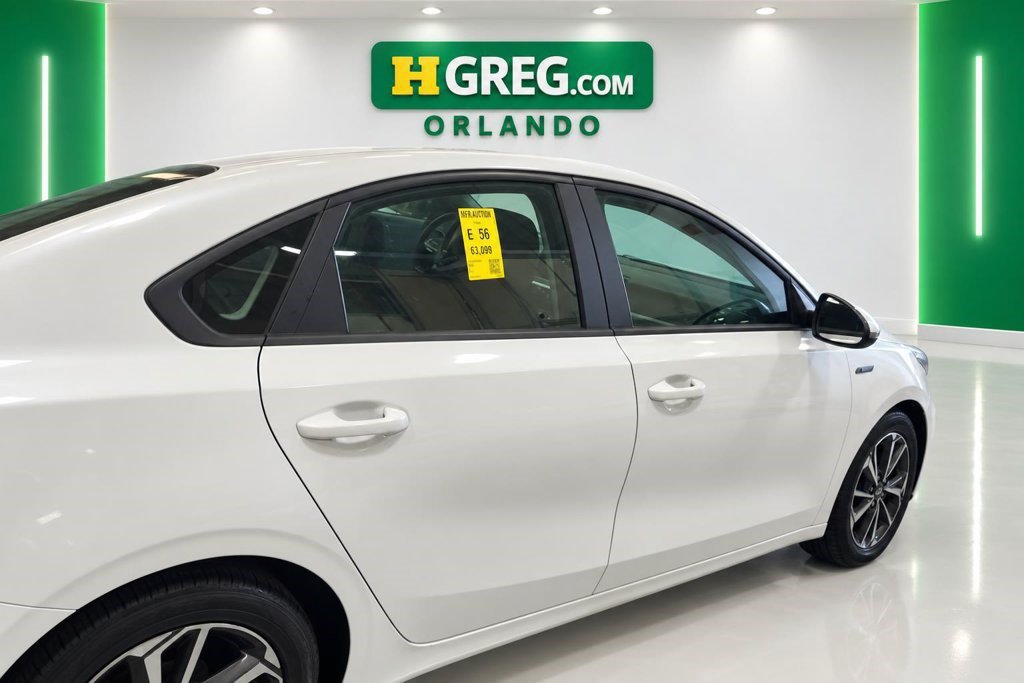 Used 2022 Kia Forte LXS w/ LXS Technology Package FWD image 6