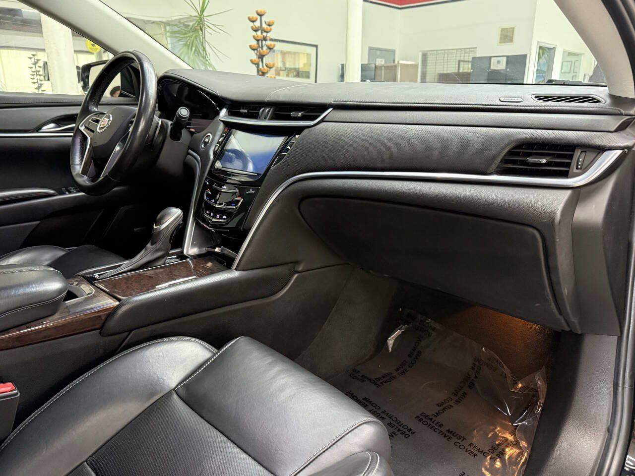 Used 2014 Cadillac XTS FWD image 18