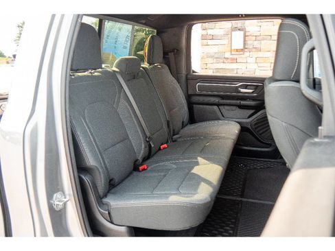 Used 2021 RAM 1500 Big Horn AWD/4WD image 18